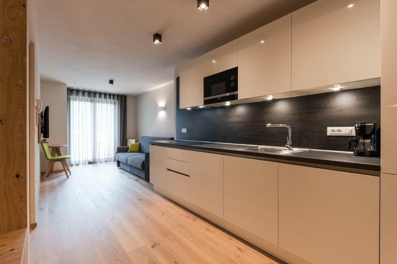 Aparthotel Abiná Lana Höhe Kültér fotó