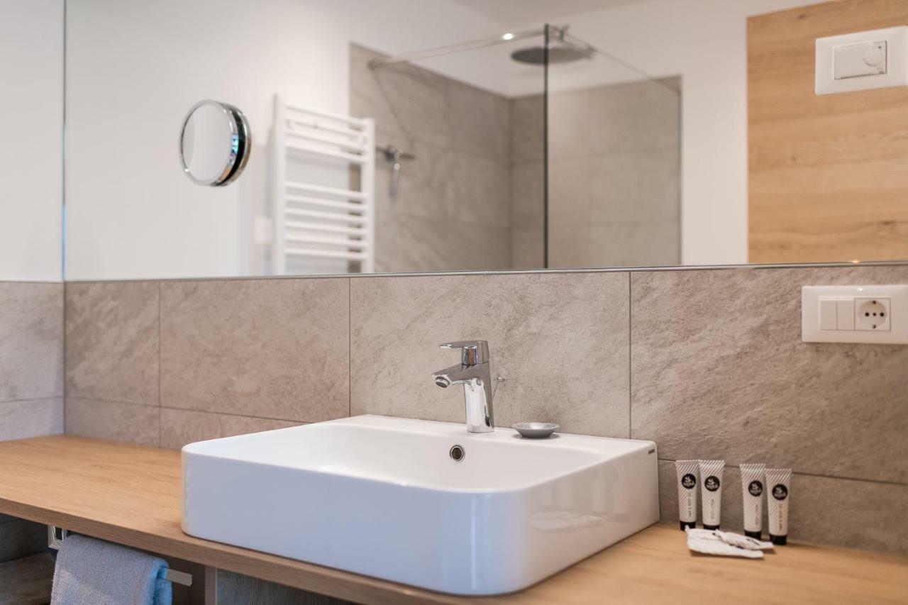 Aparthotel Abiná Lana Höhe Kültér fotó